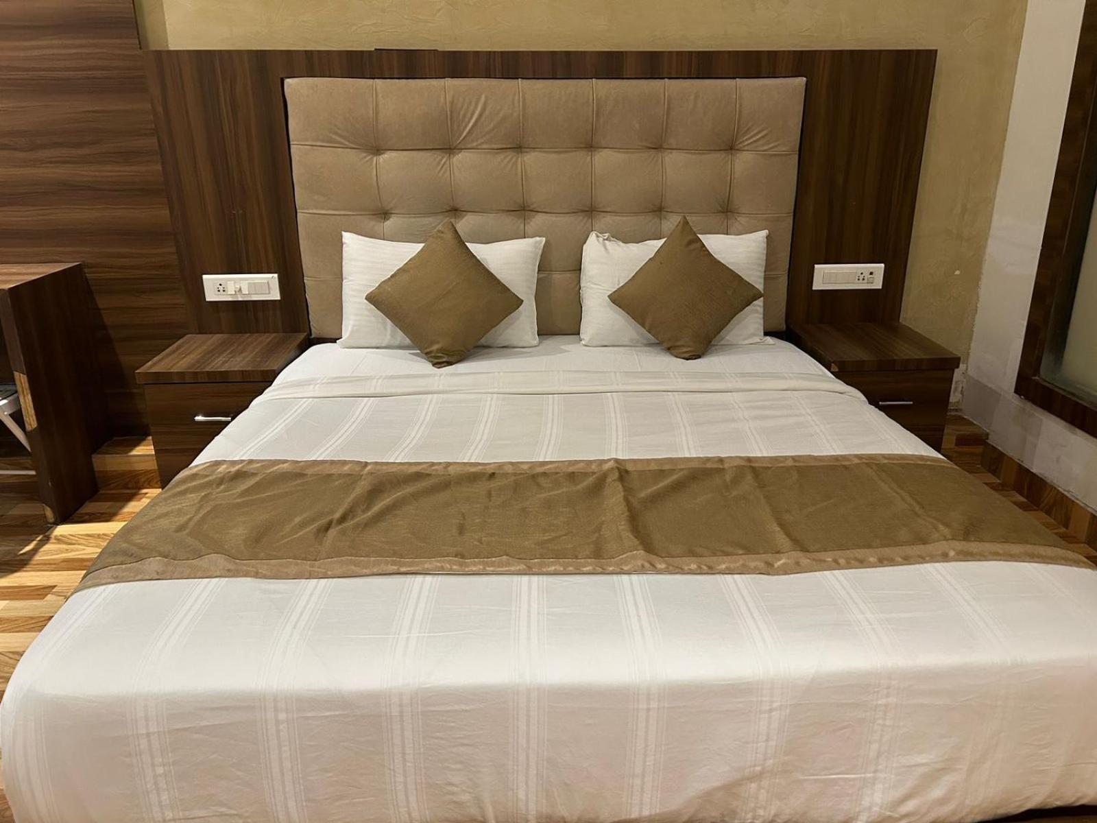 Hotel Bkc Mannat Mumbai Exterior foto